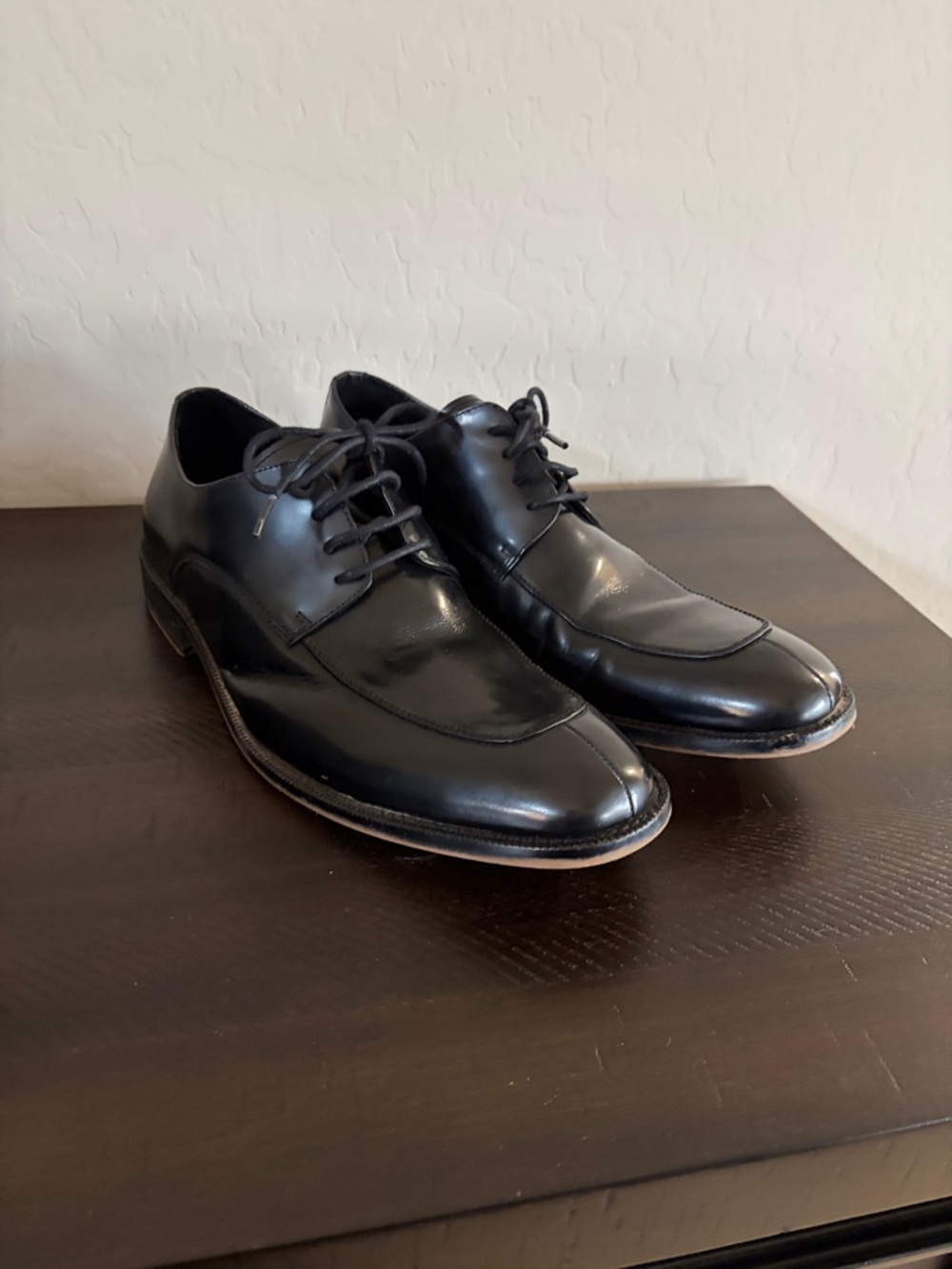 Kenneth Cole New York Black Leather Lace-Up Oxfords